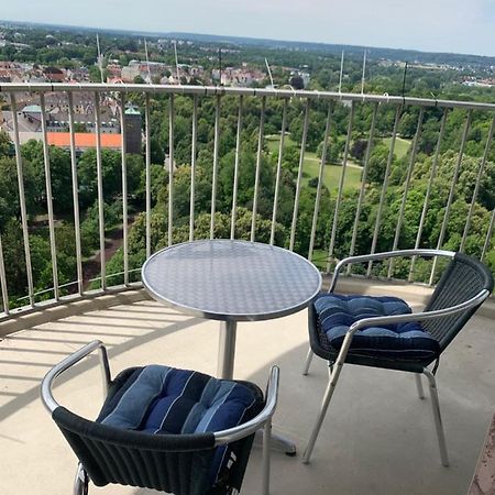 Appartment Im Hotelturm Augsburg Eksteriør bilde