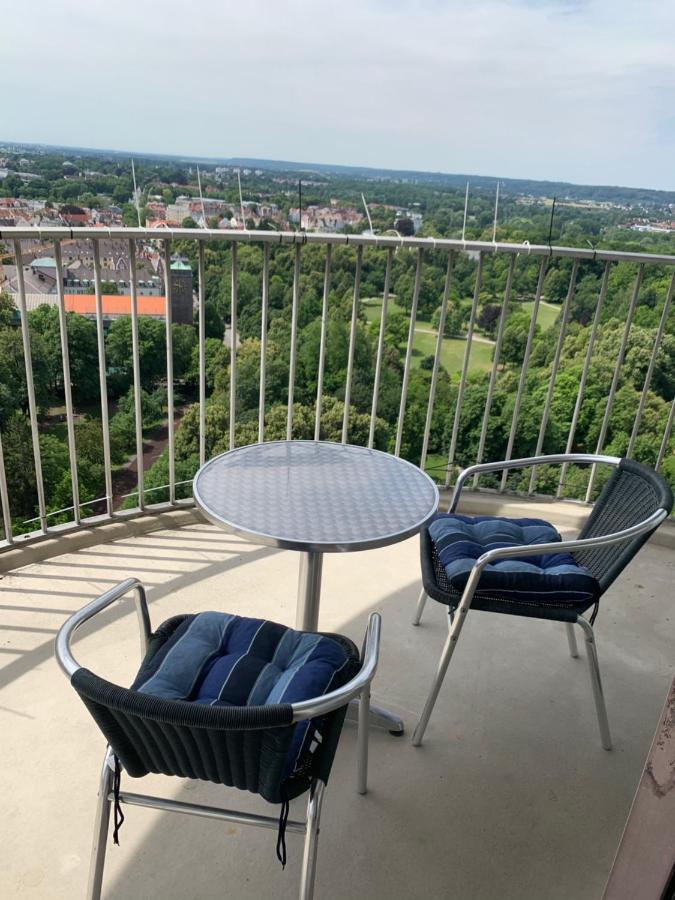 Appartment Im Hotelturm Augsburg Eksteriør bilde