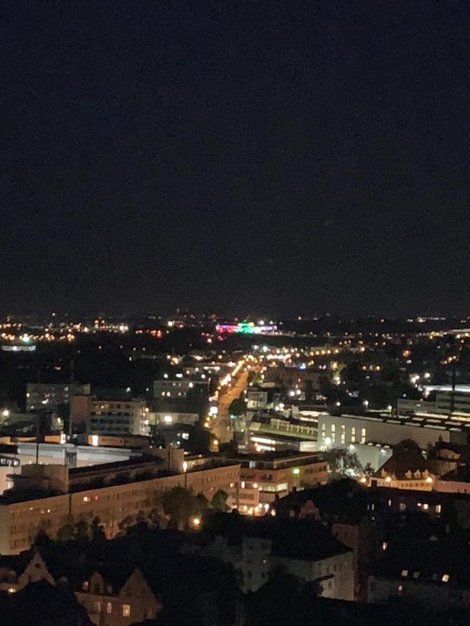 Appartment Im Hotelturm Augsburg Eksteriør bilde